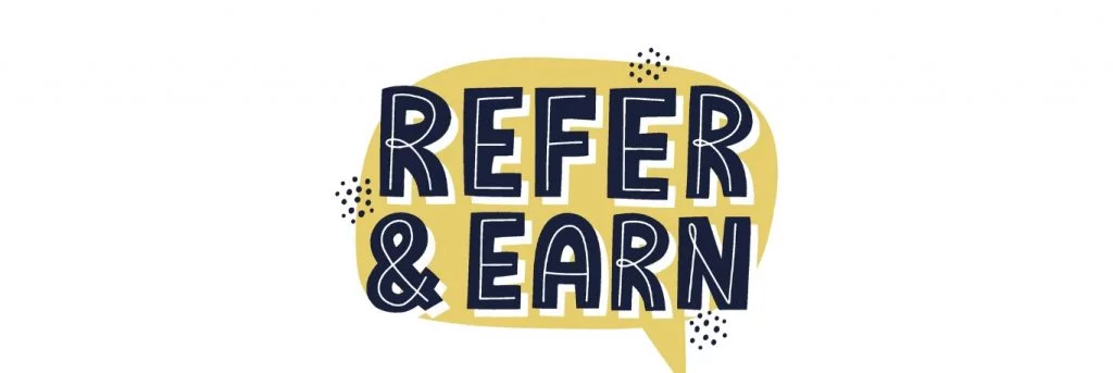 referi-și-câștigă-ofertă-desenată-de-mână-scrisuri-vectorale-pentru-afiș-banner-vector-id1212759191