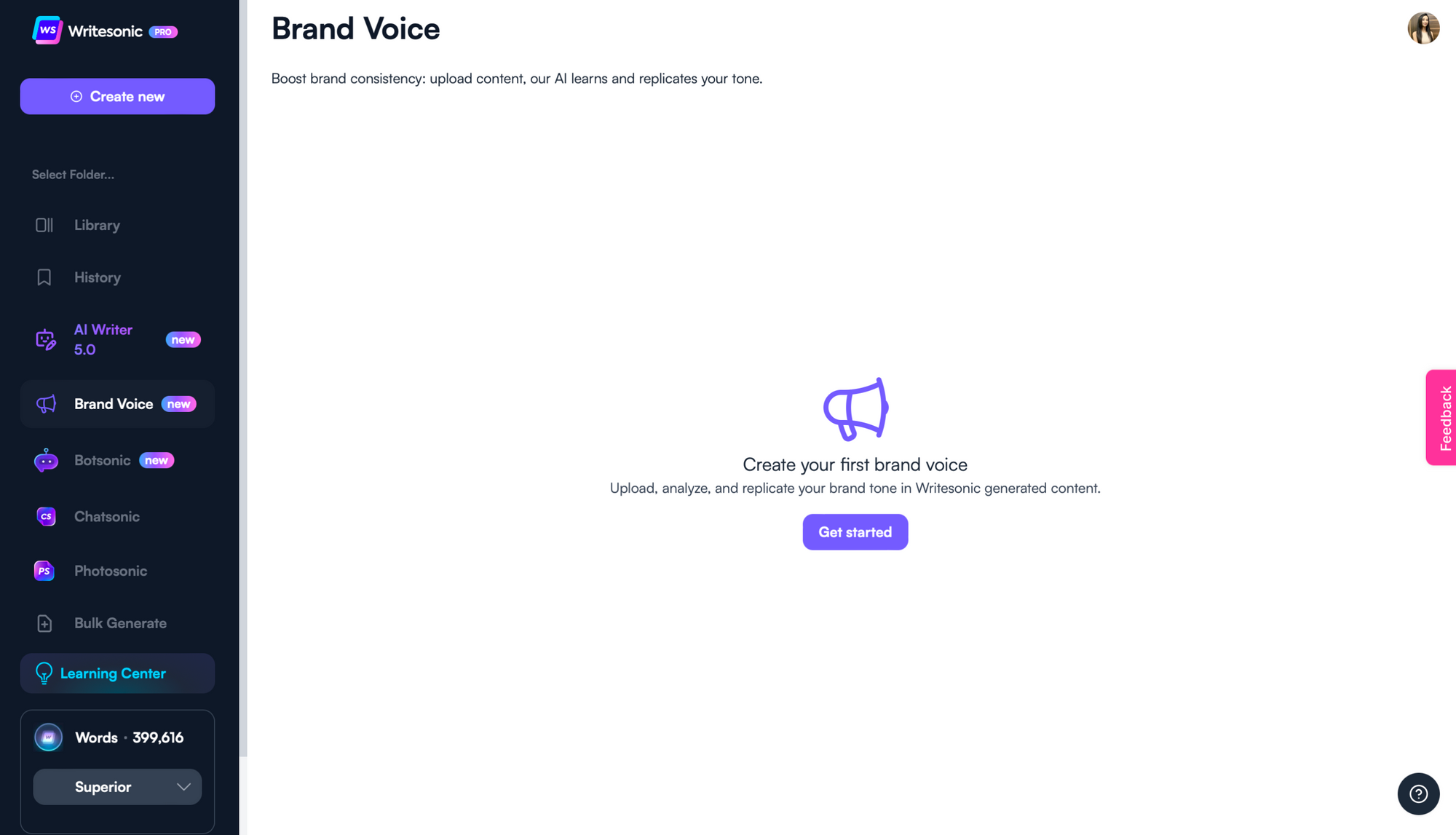 Zbuduj głos swojej marki dzięki Writesonic — tożsamość marki