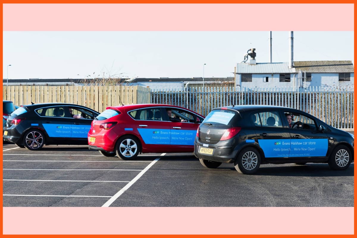 الإعلان على سيارتك - سيارة كيدز