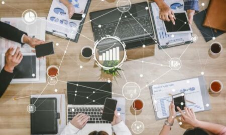 İşletmelerin Daha Sorunsuz Operasyonlar İçin EDC Teknolojisinden Yararlanmaya Başlaması İçin 15 Neden