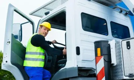 مهنة النقل بالشاحنات في عام 2023: كيف تعتبر شهادة ICcouncil مثالية لمحترفي النقل