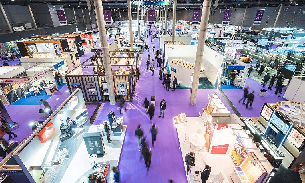 Avrupa yolcu gemisi iç mekanları fuarının fotoğrafı