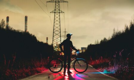 12 accessori essenziali per migliorare la tua esperienza con la bici elettrica