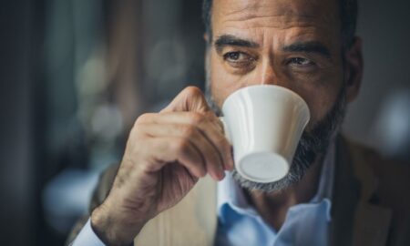 Découvrez 5 faits surprenants sur les couvercles de café que vous ne saviez pas que vous vouliez savoir